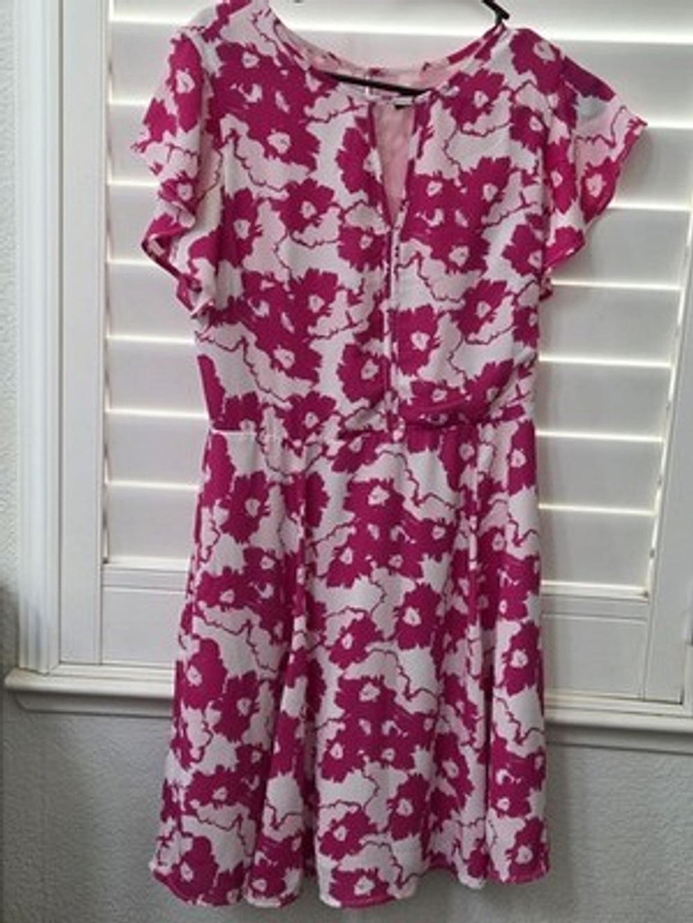 Banana Republic Pink Floral Fit & Flare Dress Size 4 EUC Short Sleeve